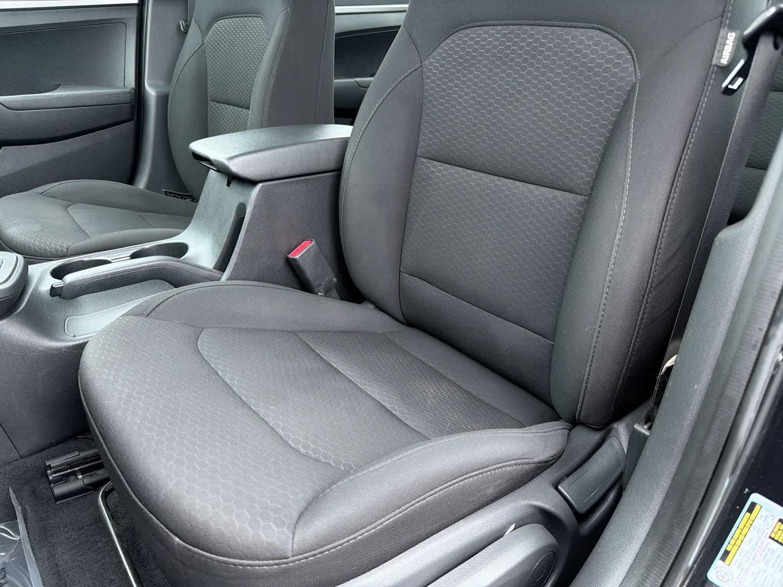 Thumbnail: 2019 Hyundai Elantra - 17