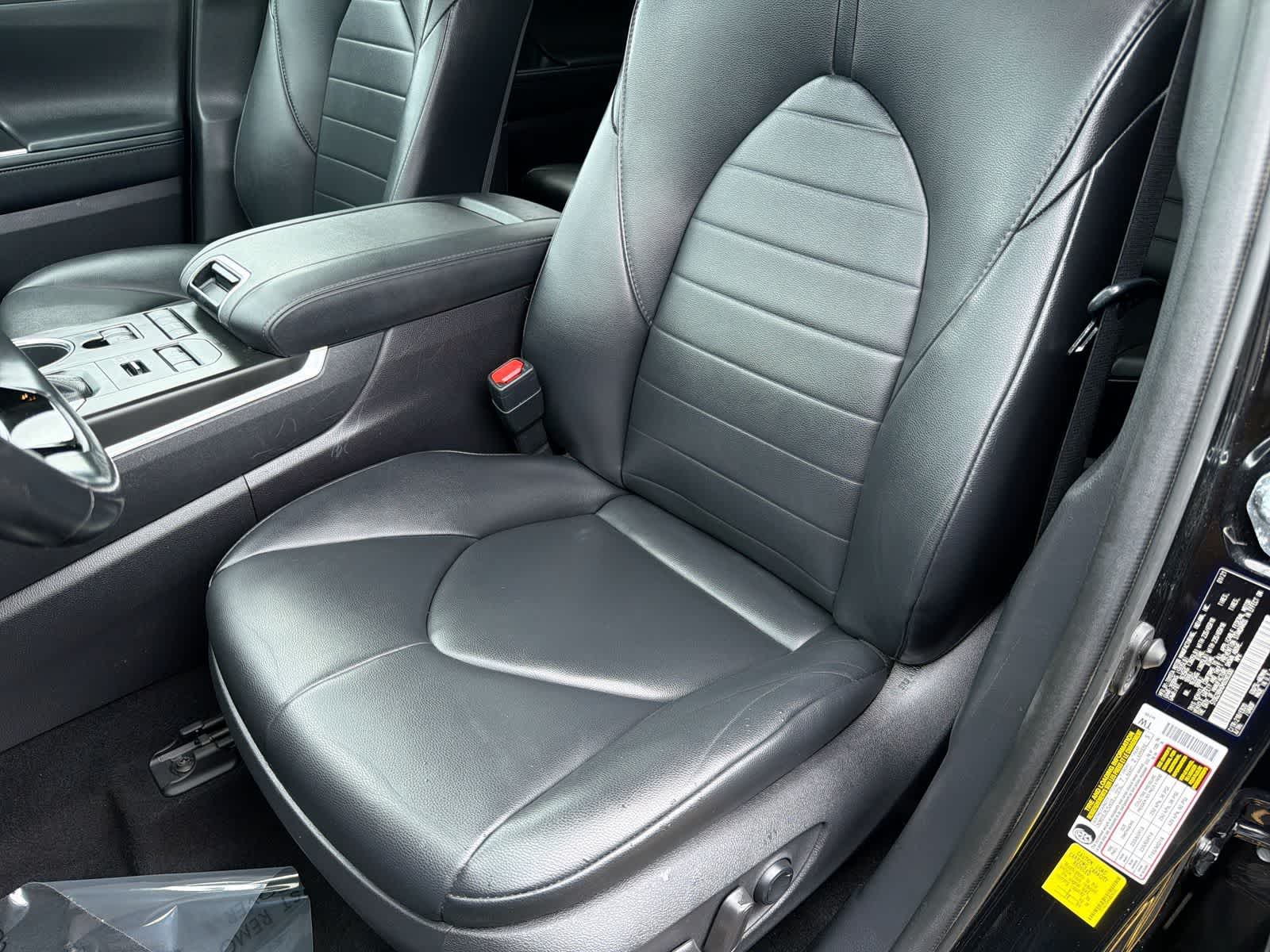 Thumbnail: 2021 Toyota Highlander - 16