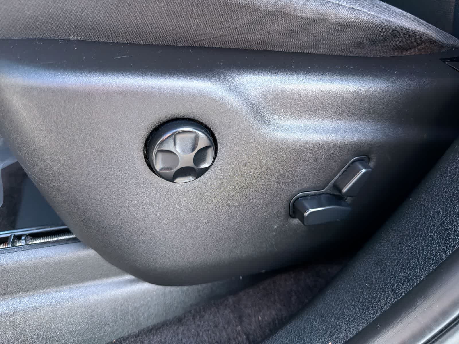 Thumbnail: 2018 Jeep Grand Cherokee - 18