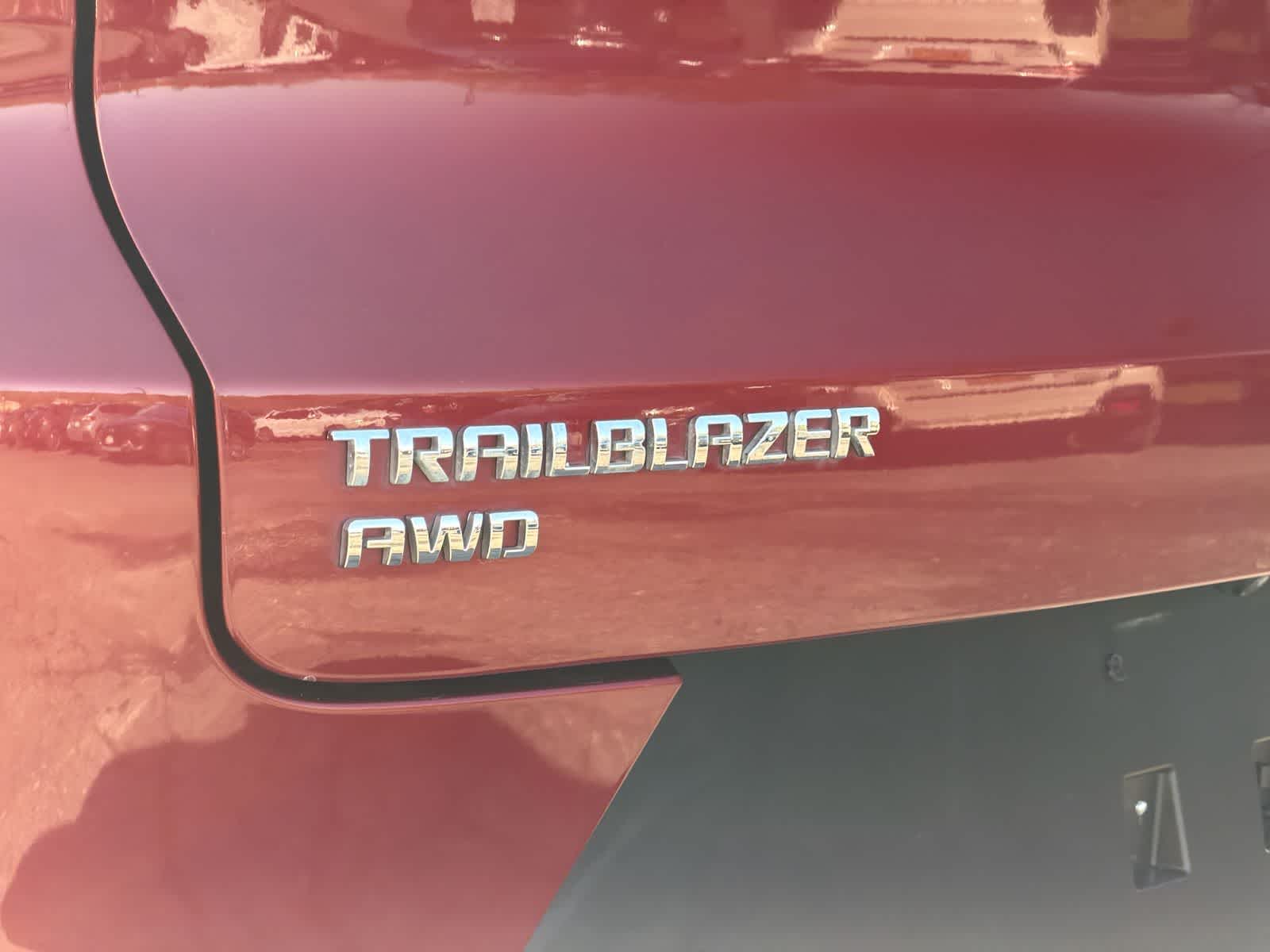 Thumbnail: 2023 Chevrolet TrailBlazer - 13