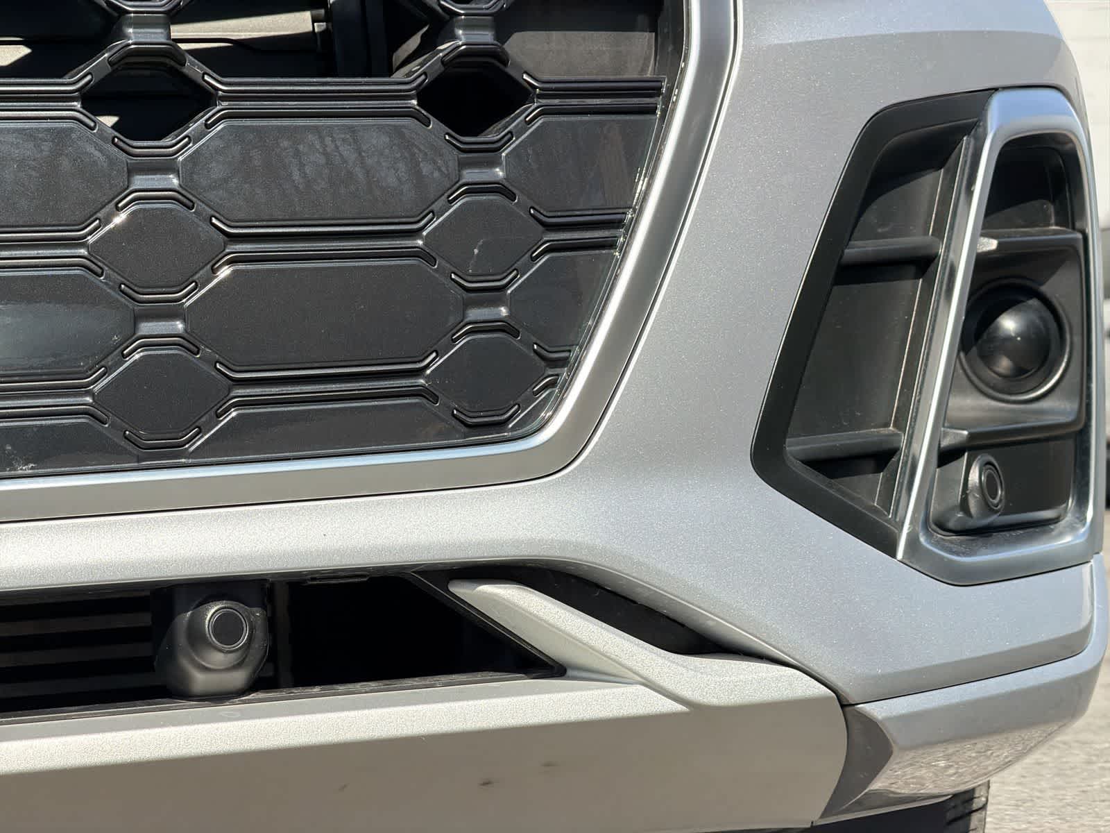 Thumbnail: 2022 Audi Q5 - 11