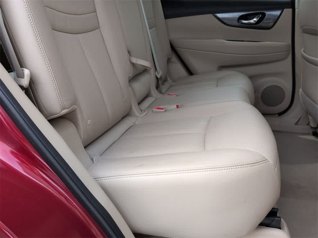 Thumbnail: 2015 Nissan Rogue - 22