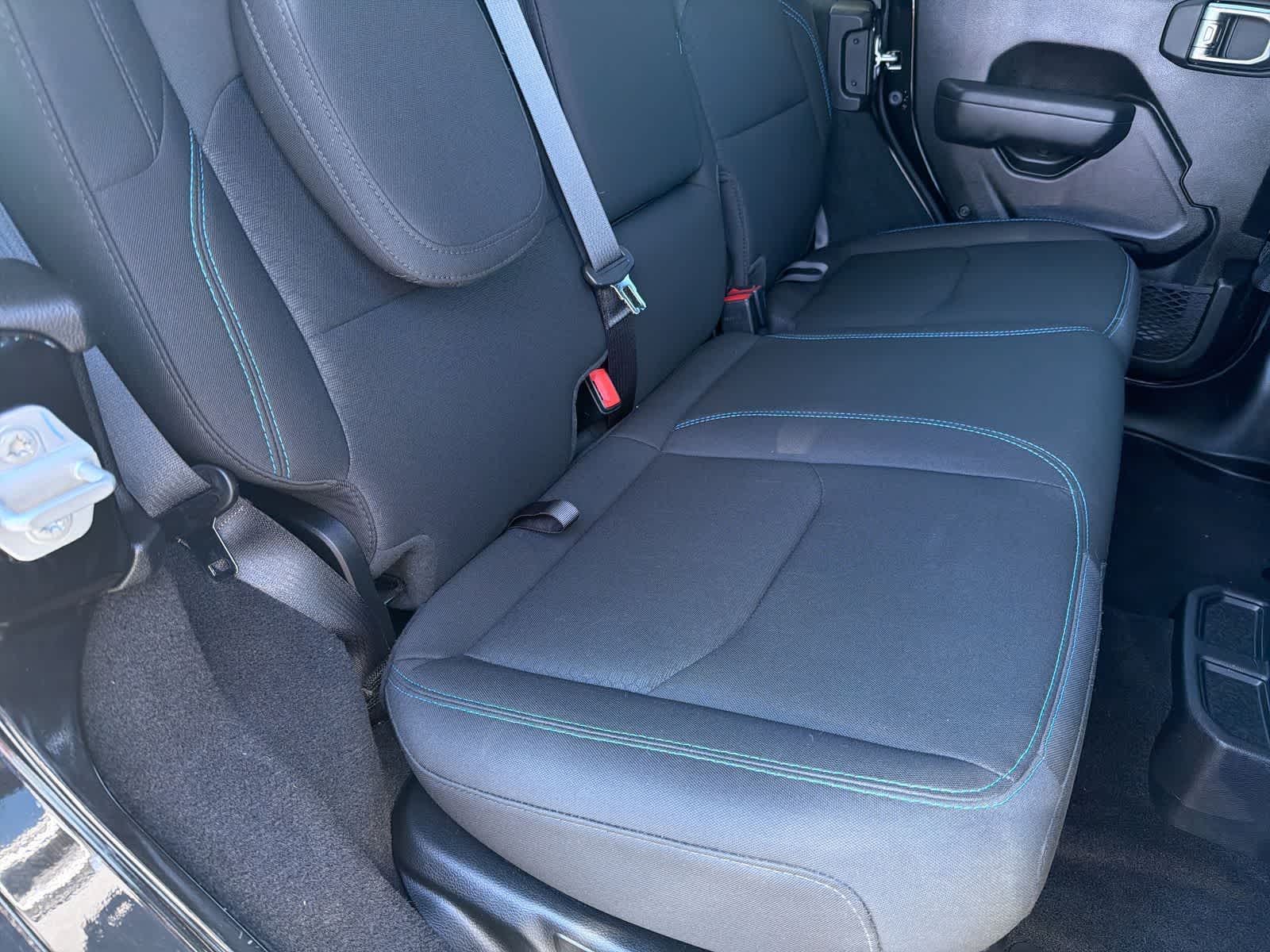 Thumbnail: 2022 Jeep Wrangler - 22