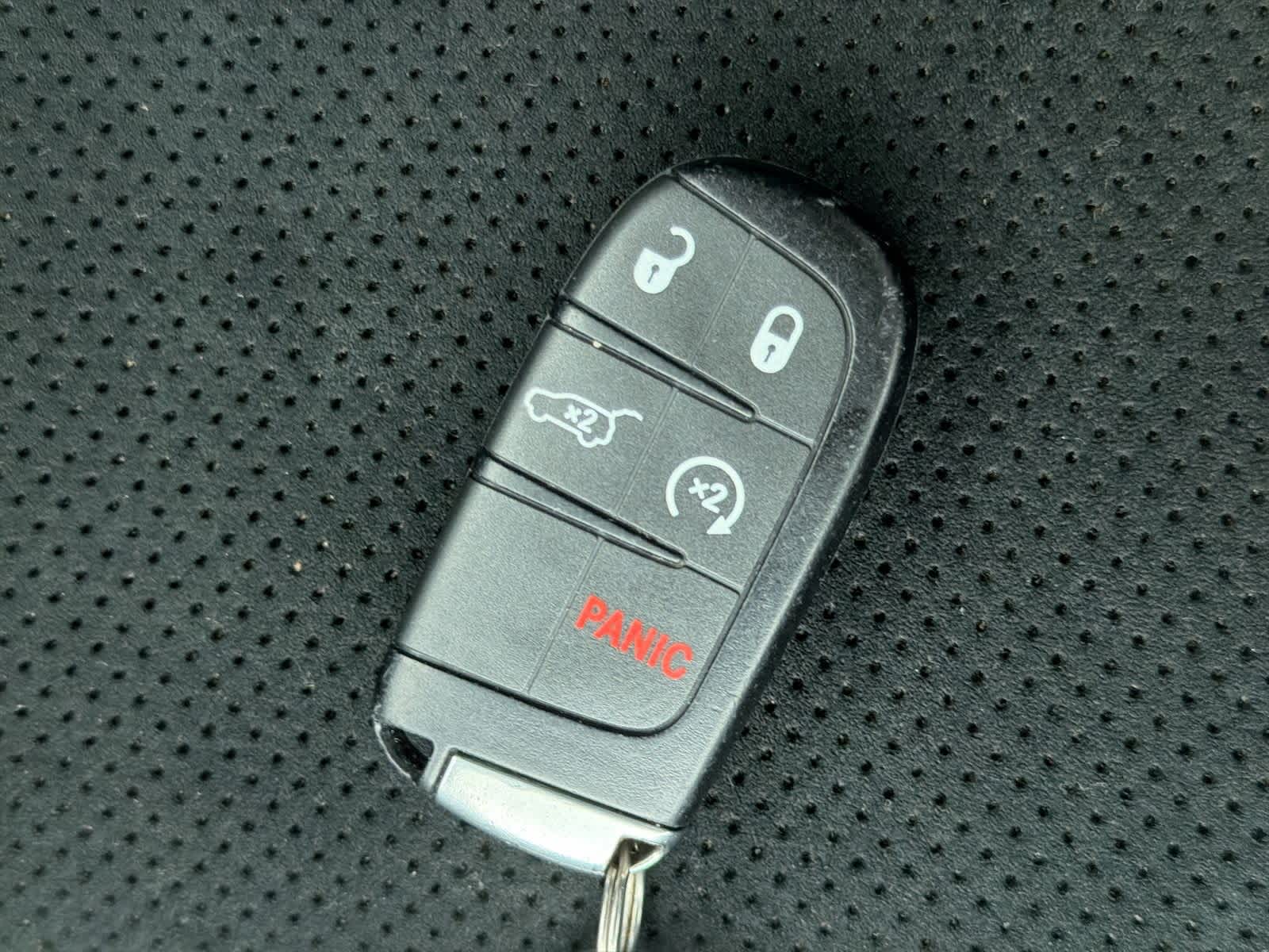 Thumbnail: 2017 Jeep Grand Cherokee - 37