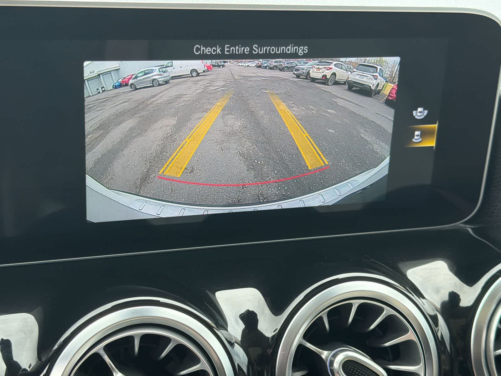 Thumbnail: 2021 Mercedes-Benz GLA - 31