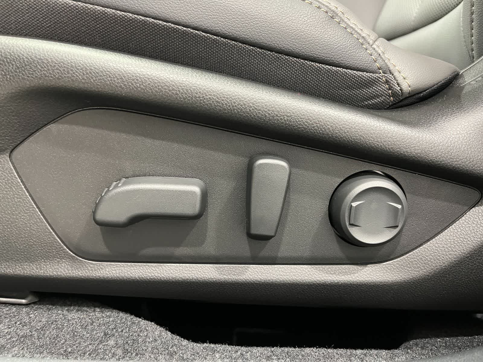 Thumbnail: 2026 Subaru Outback - 12