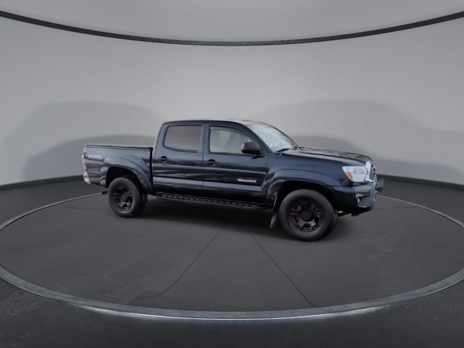 Thumbnail: 2012 Toyota Tacoma - 9