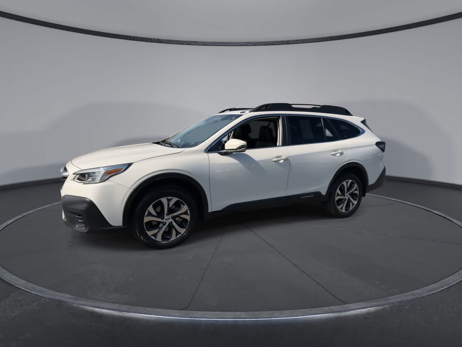 Thumbnail: 2022 Subaru Outback - 4