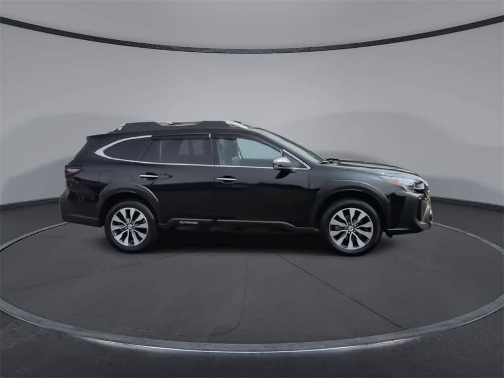 Thumbnail: 2023 Subaru Outback - 9