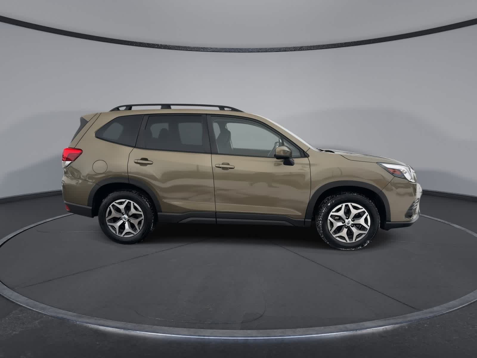 Thumbnail: 2023 Subaru Forester - 9