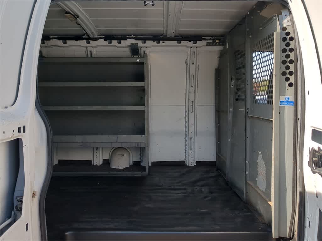 Thumbnail: 2016 Chevrolet Express - 19