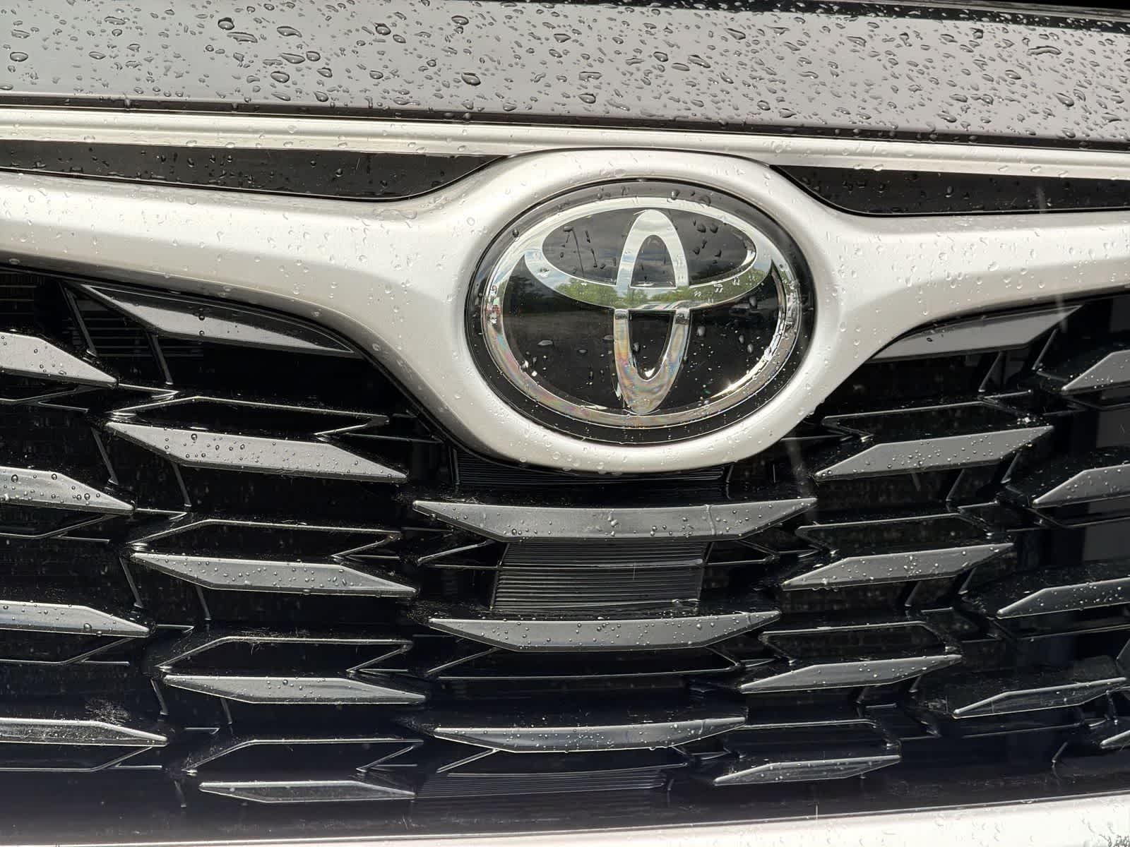 Thumbnail: 2021 Toyota Highlander - 11