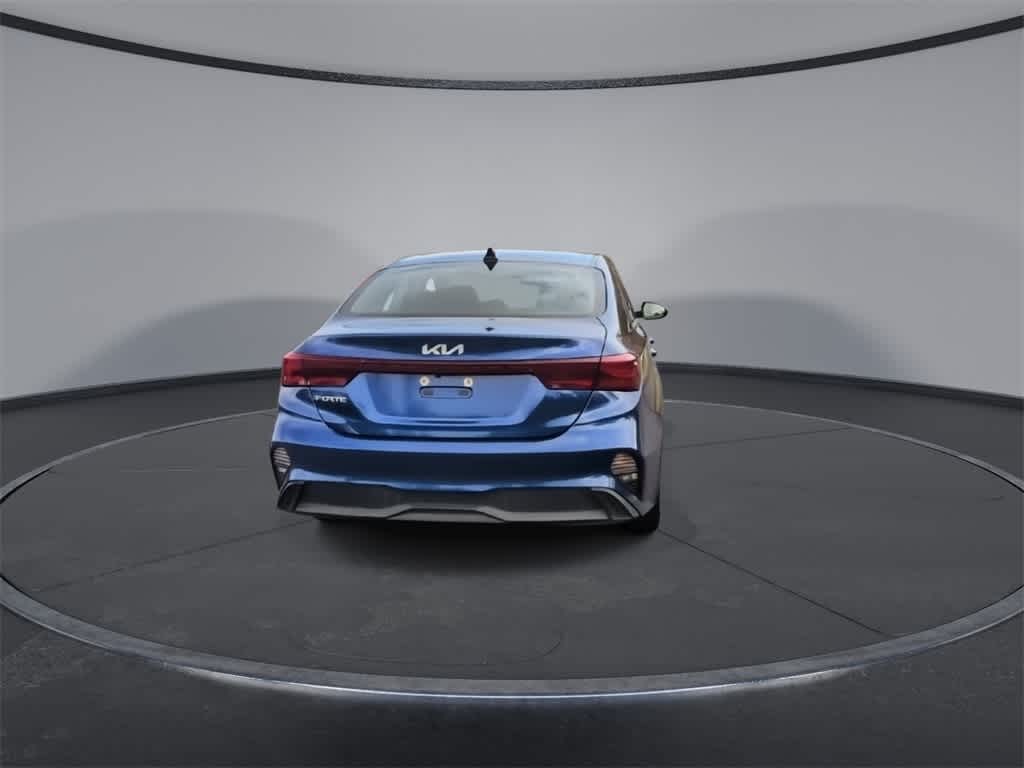 Thumbnail: 2023 Kia Forte - 7