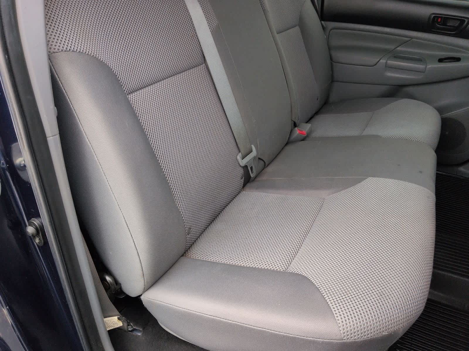 Thumbnail: 2012 Toyota Tacoma - 21