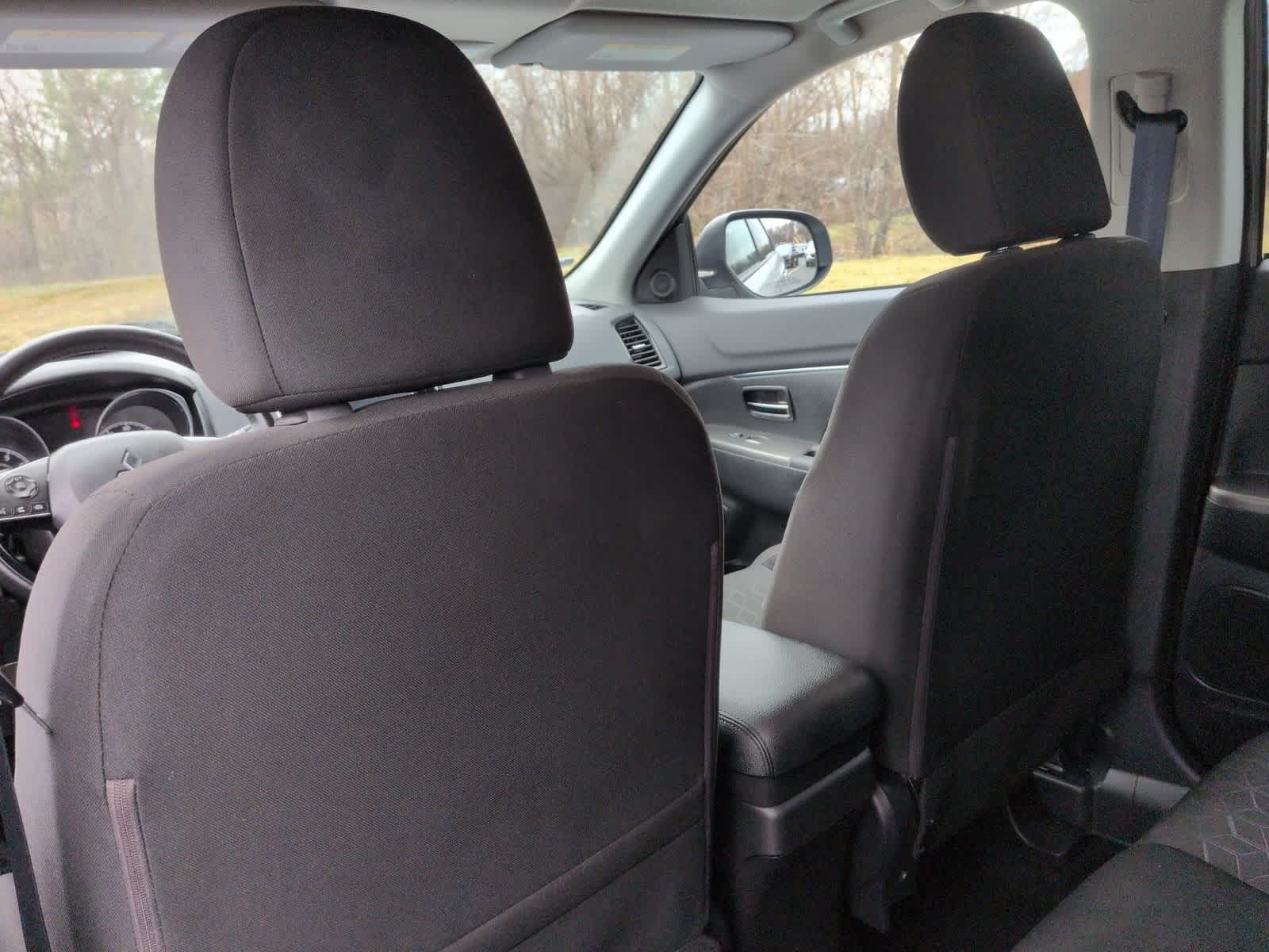 Thumbnail: 2020 Mitsubishi Outlander Sport - 19