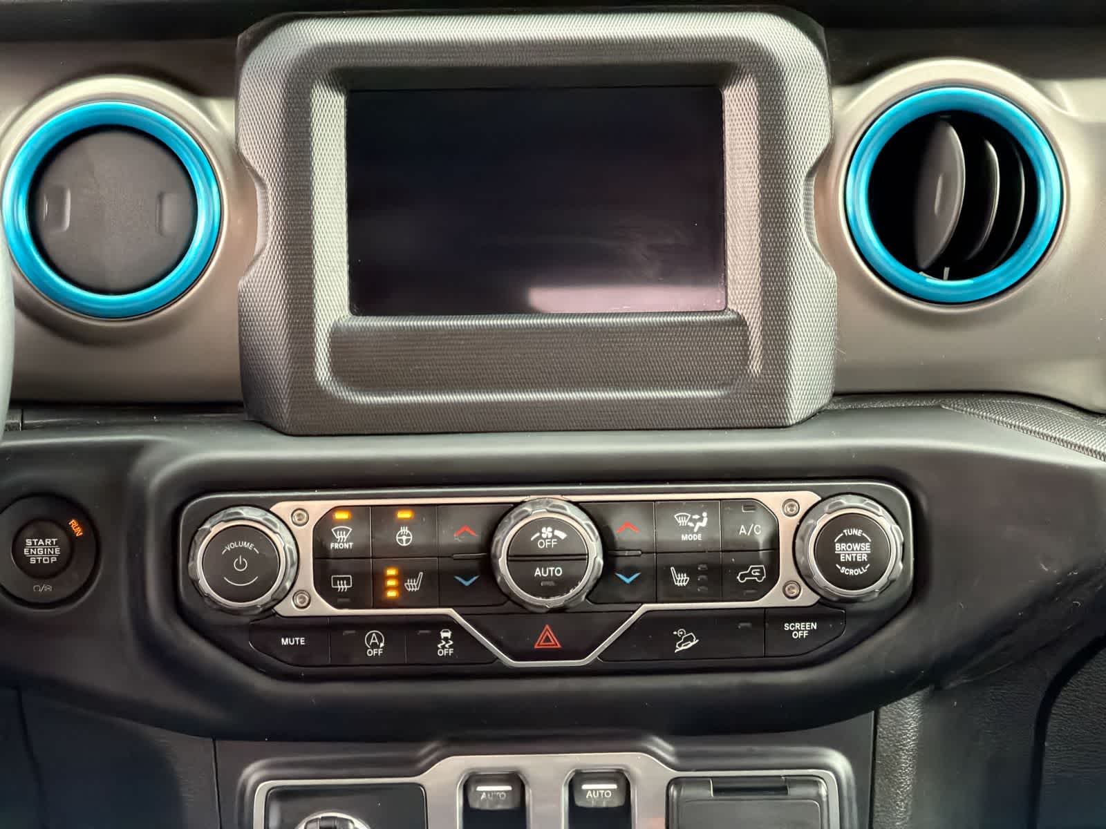Thumbnail: 2019 Jeep Wrangler - 28