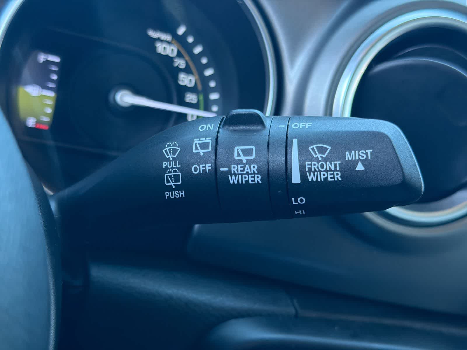 Thumbnail: 2022 Jeep Wrangler - 27