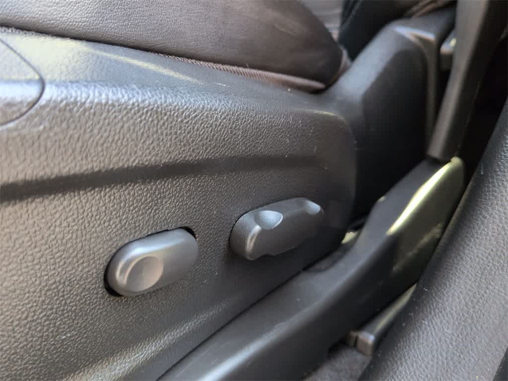 Thumbnail: 2016 Buick Encore - 18