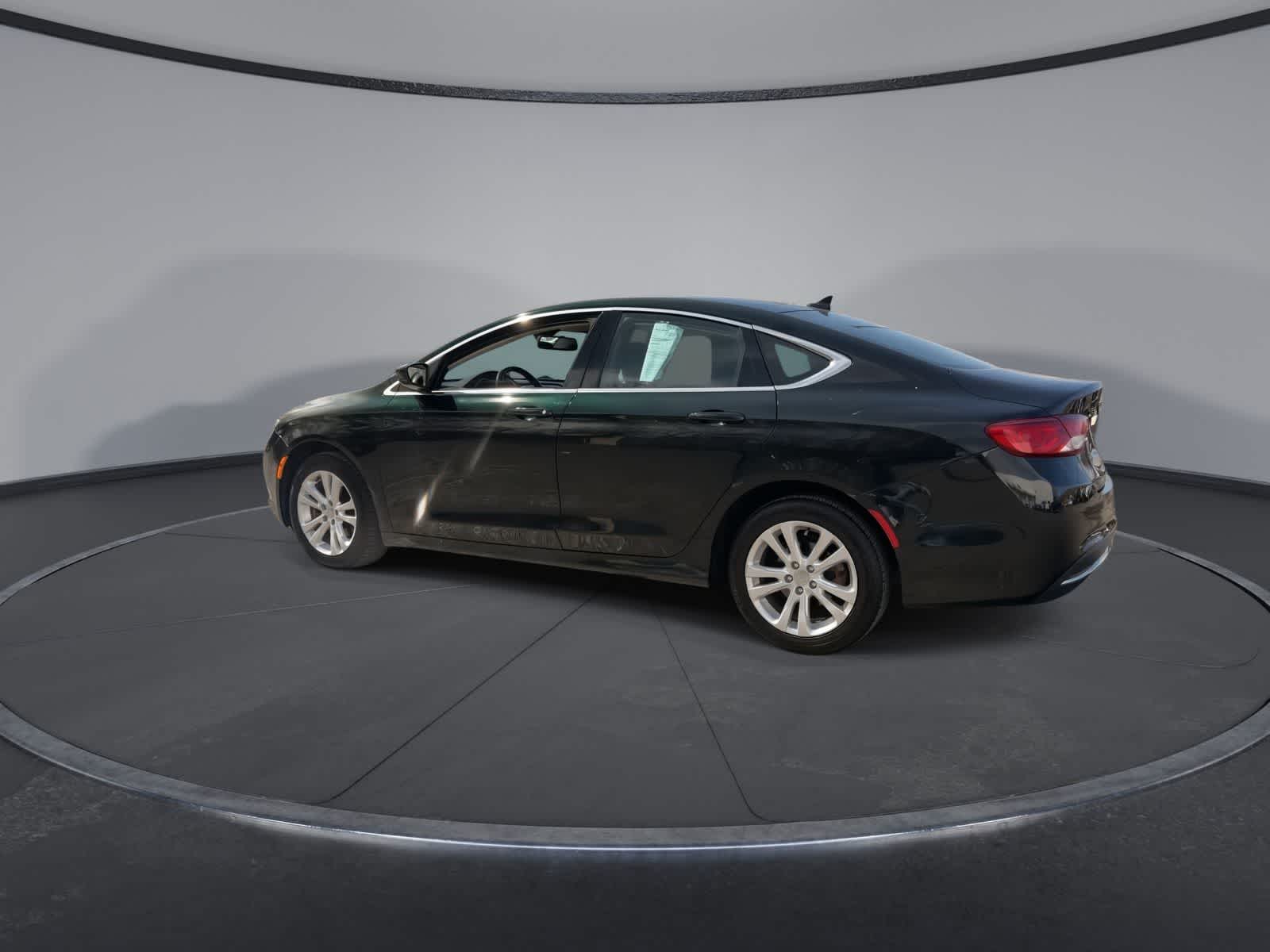 Thumbnail: 2016 Chrysler 200 - 6
