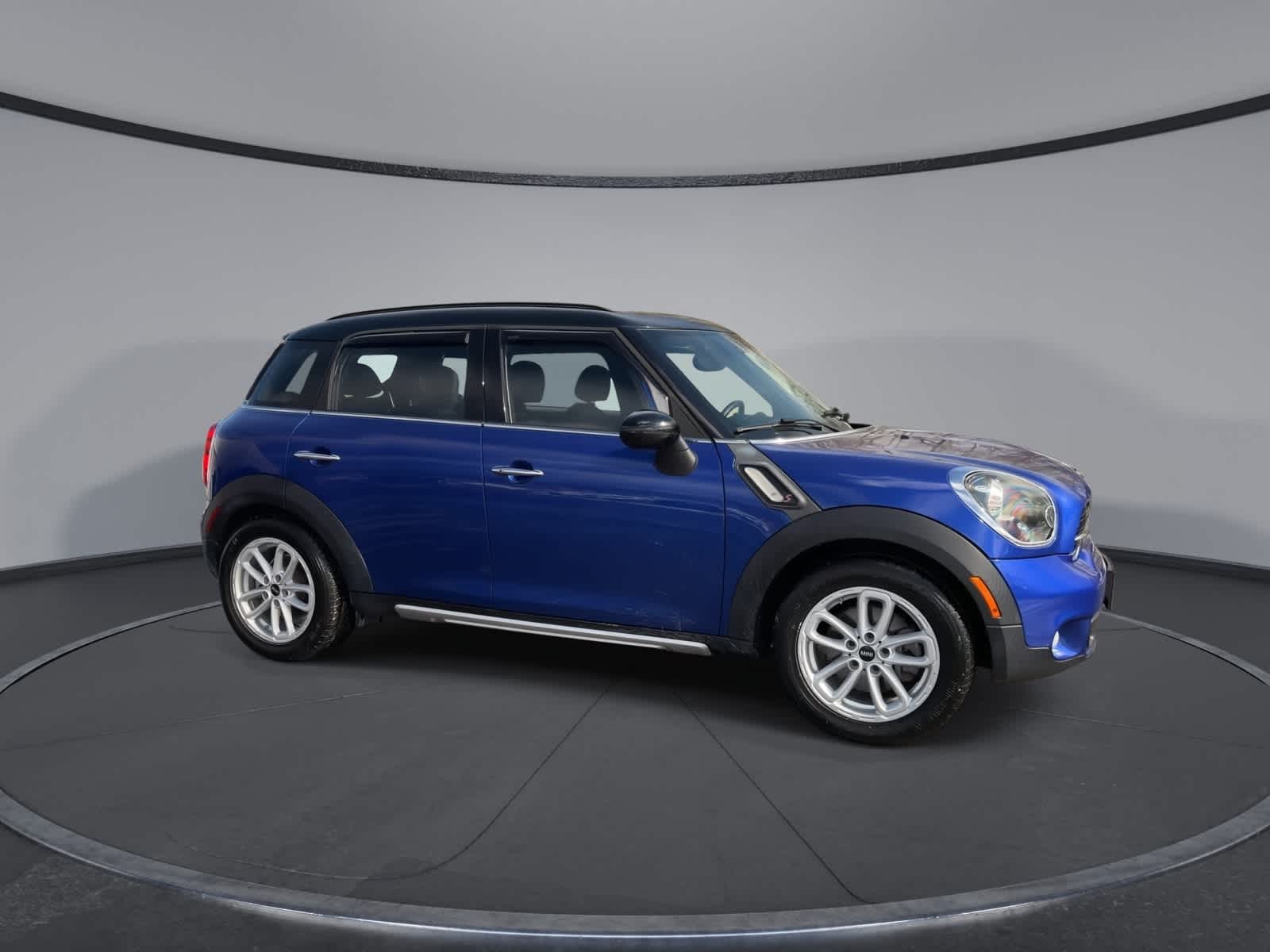 Thumbnail: 2016 MINI Cooper Countryman - 2