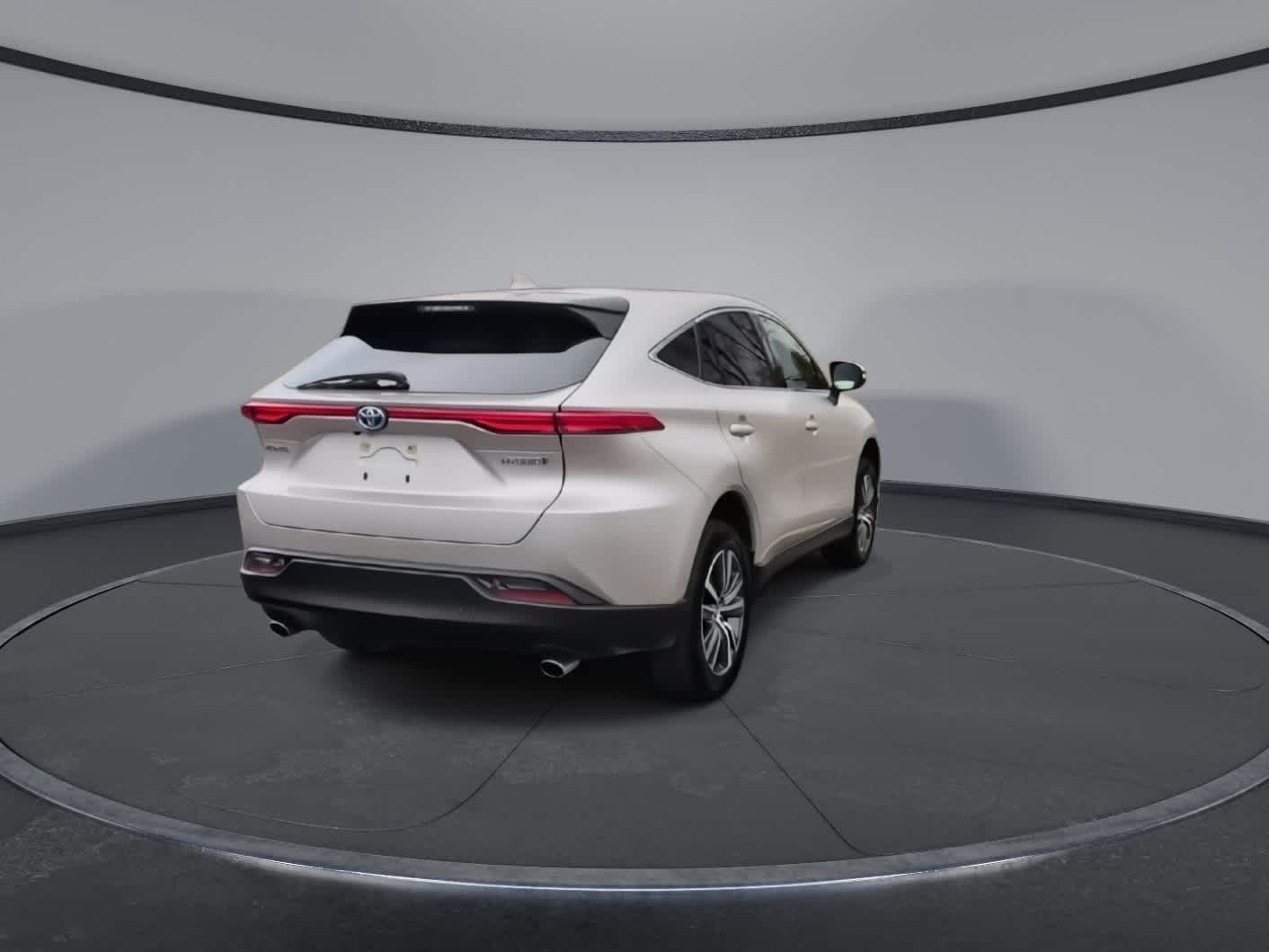 Thumbnail: 2022 Toyota Venza - 8