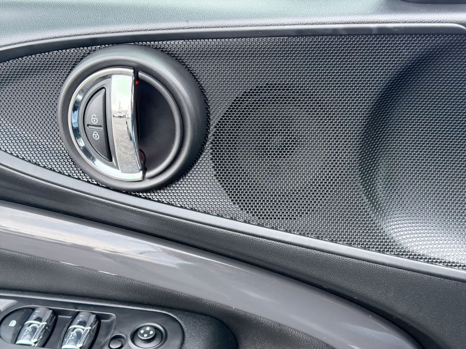 Thumbnail: 2019 MINI Cooper Clubman - 30