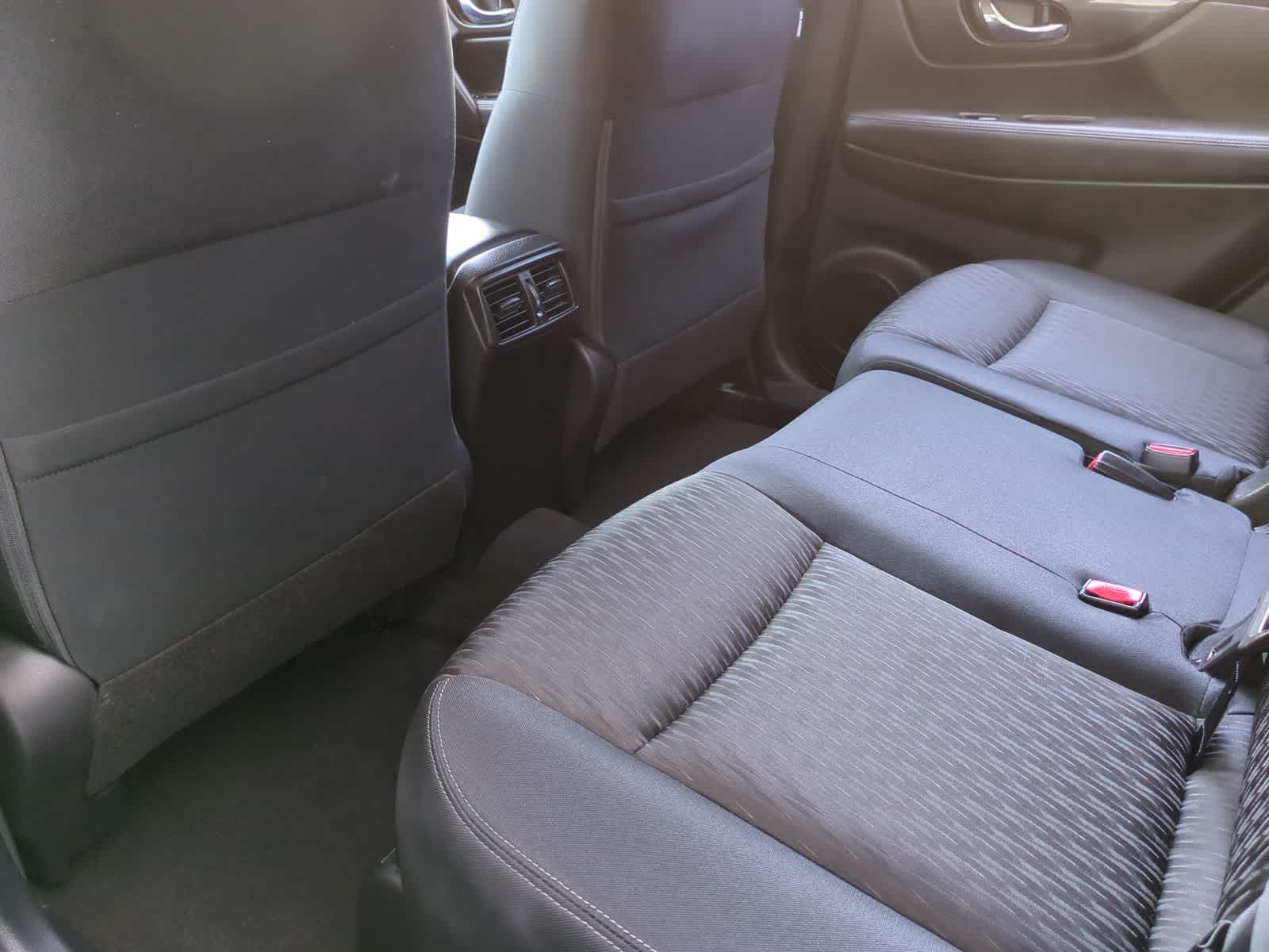 Thumbnail: 2017 Nissan Rogue - 18