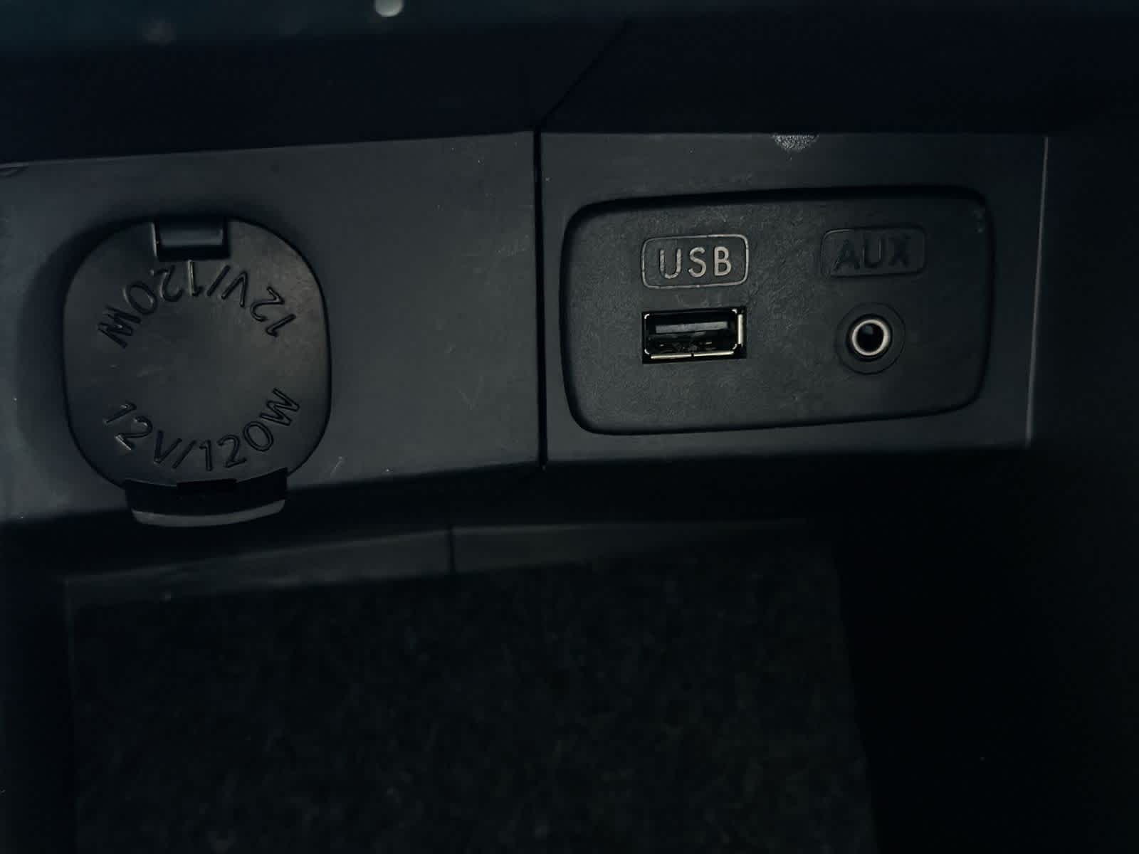 Thumbnail: 2015 Subaru Forester - 33