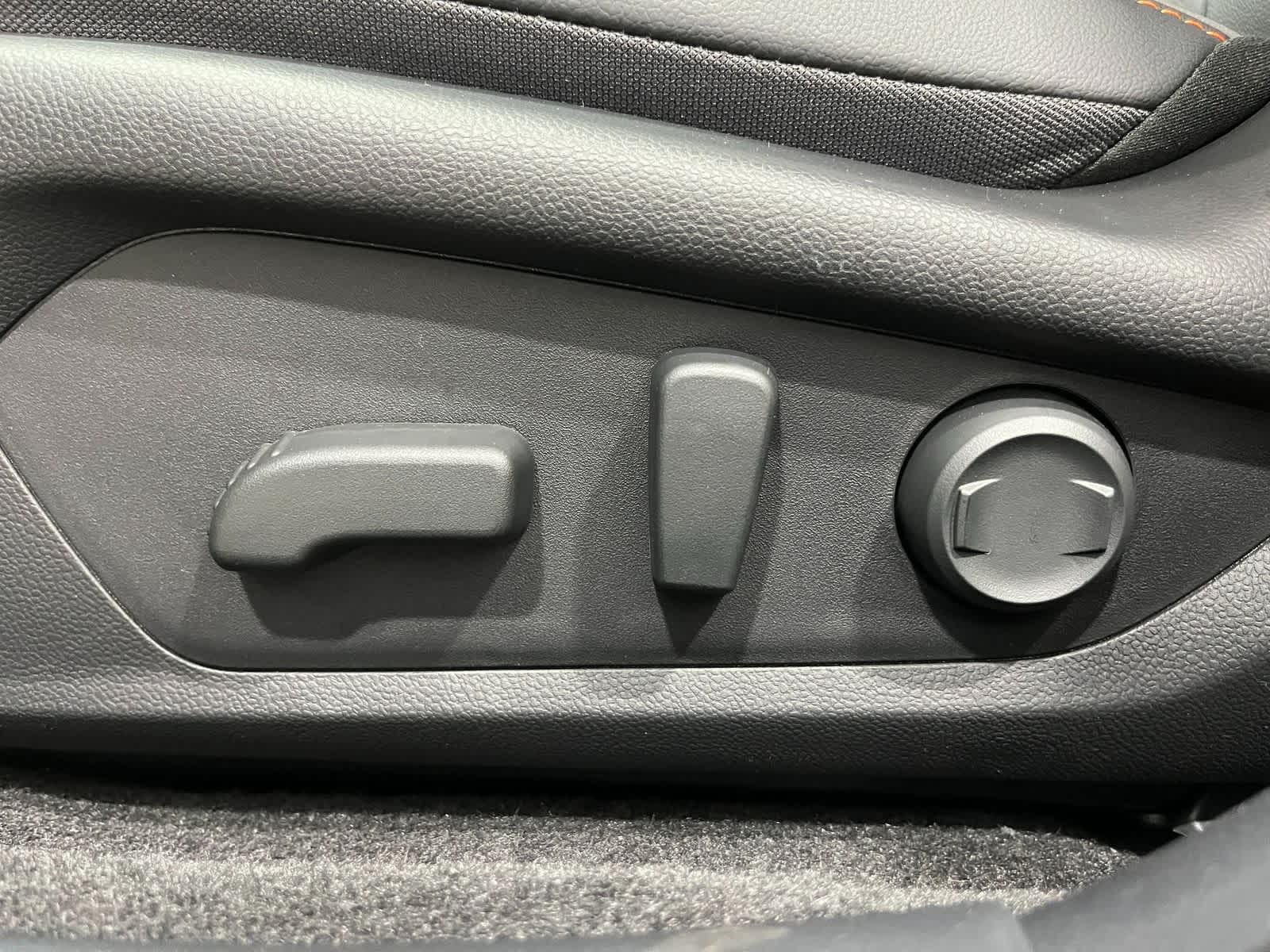 Thumbnail: 2025 Subaru Crosstrek - 12