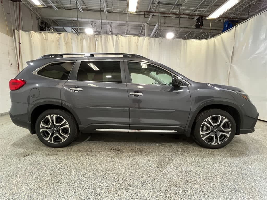 2025 Subaru Ascent Touring 8