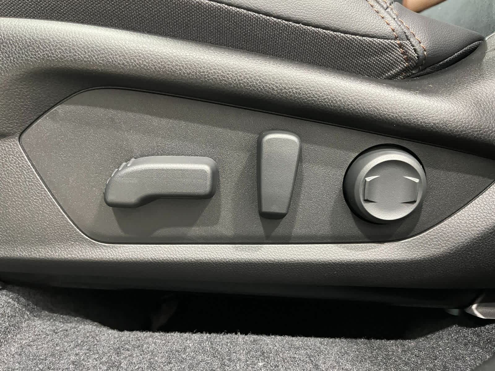 Thumbnail: 2025 Subaru Forester - 13