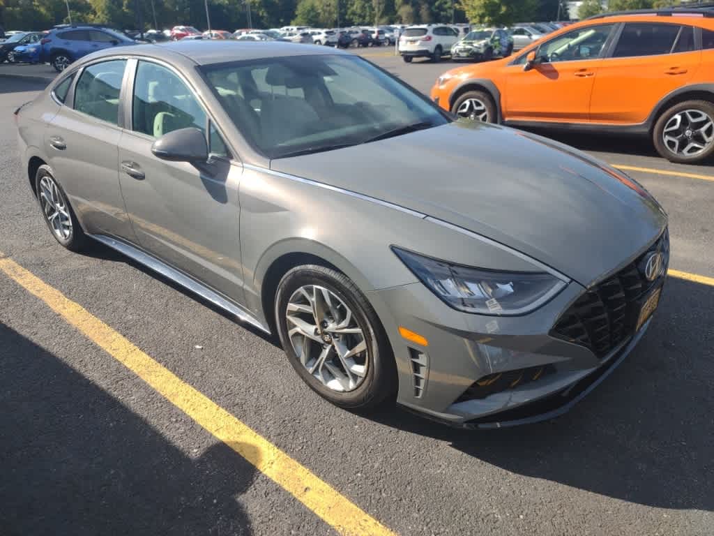 Thumbnail: 2023 Hyundai Sonata - 1