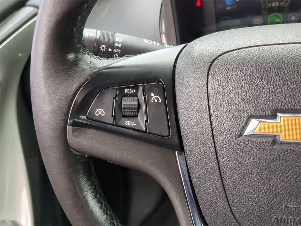 Thumbnail: 2014 Chevrolet Volt - 24