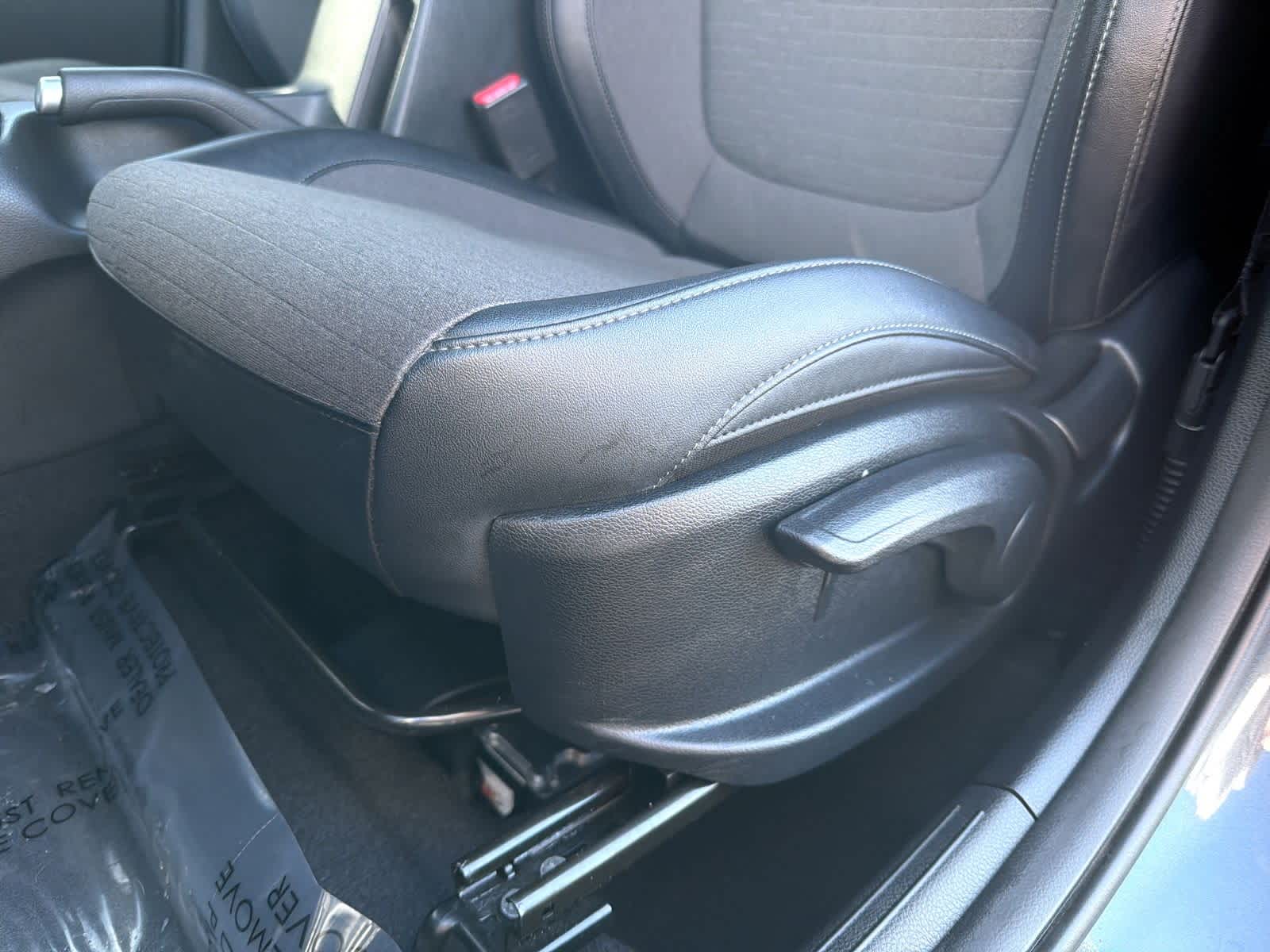 Thumbnail: 2023 Kia Seltos - 18