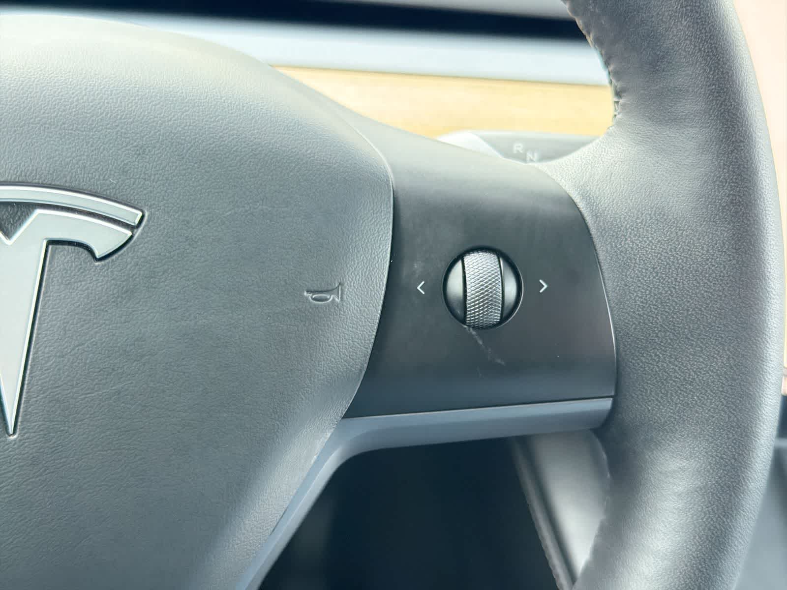 Thumbnail: 2023 Tesla Model Y - 26