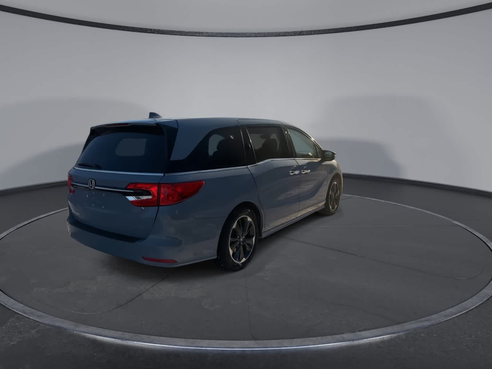 Thumbnail: 2023 Honda Odyssey - 8