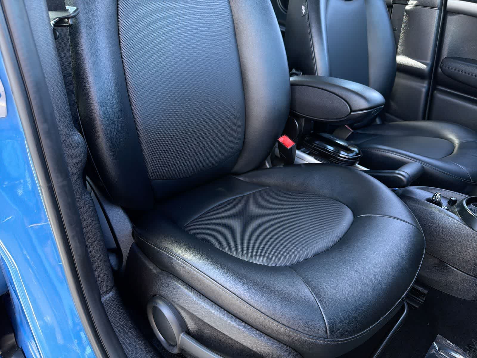 Thumbnail: 2014 MINI Cooper Countryman - 23