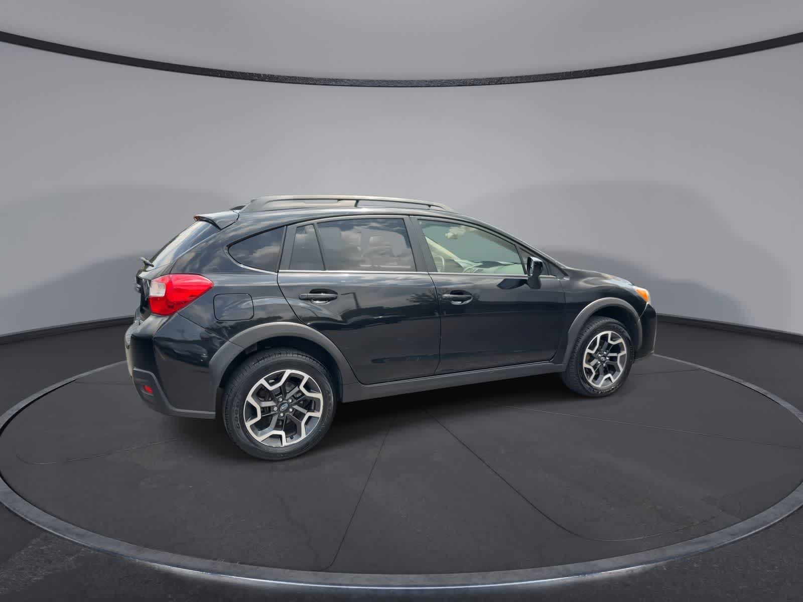 Thumbnail: 2016 Subaru Crosstrek - 7