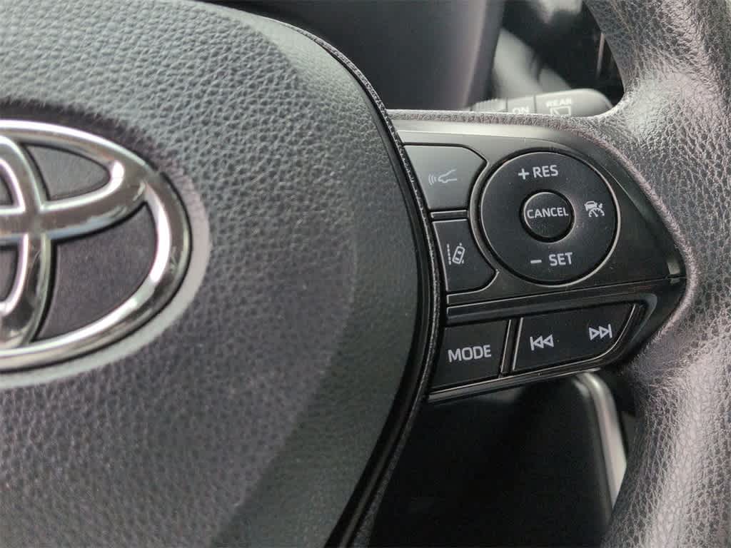 Thumbnail: 2019 Toyota RAV4 - 27