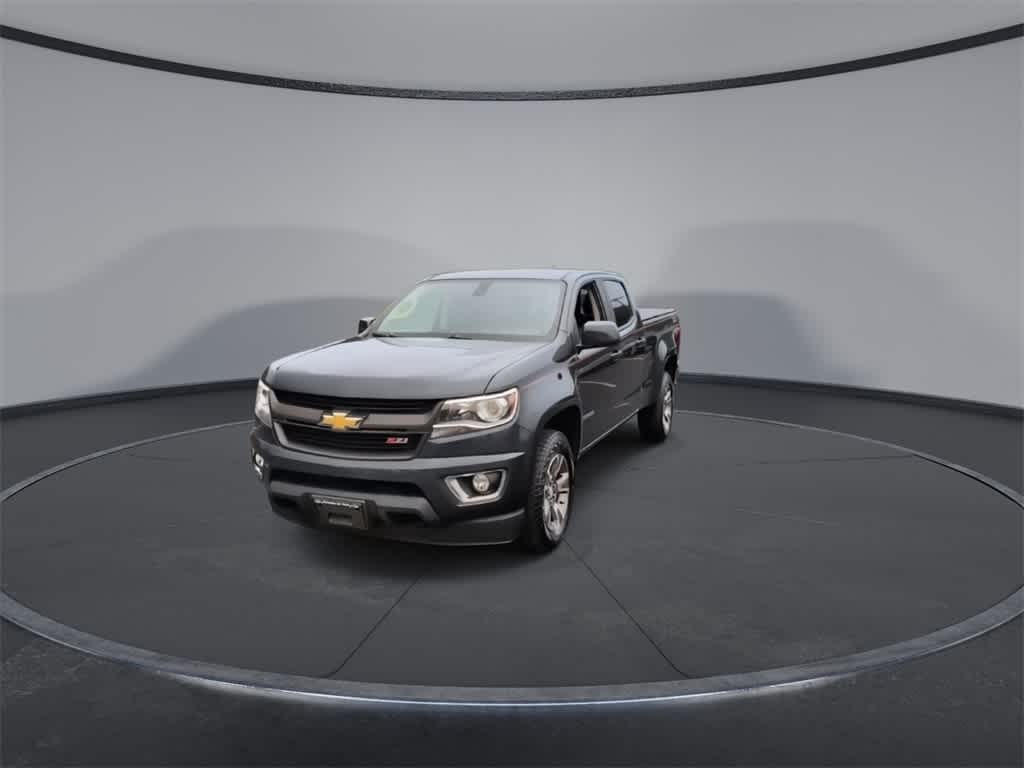 Thumbnail: 2017 Chevrolet Colorado - 3