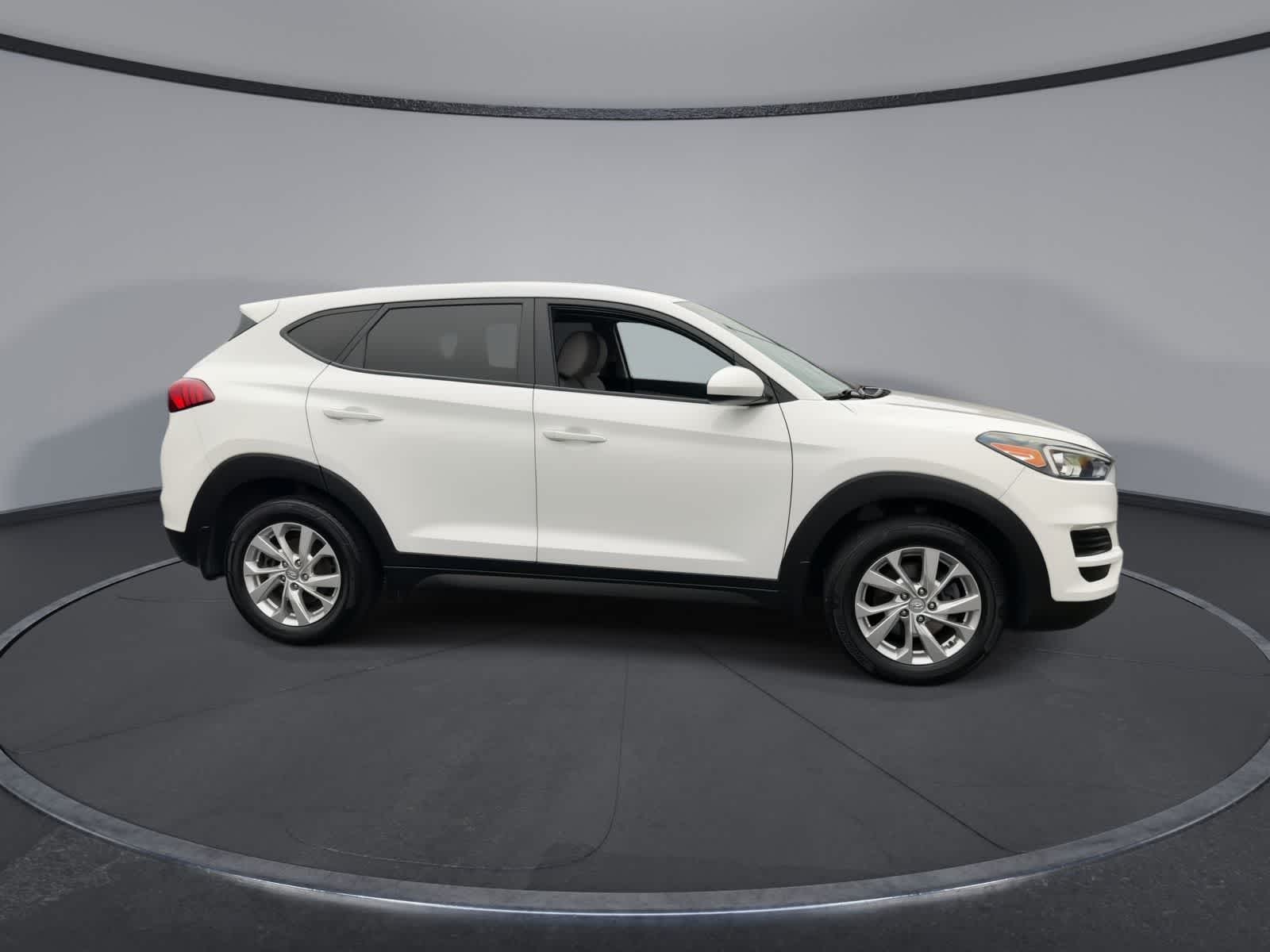 Thumbnail: 2020 Hyundai Tucson - 9