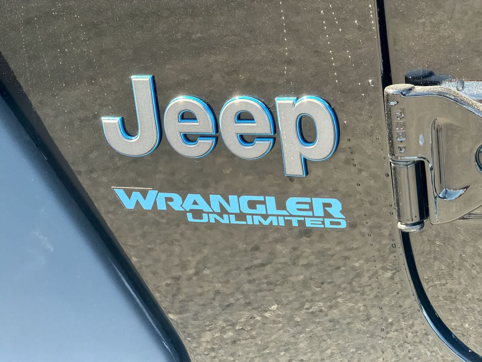 Thumbnail: 2022 Jeep Wrangler - 12