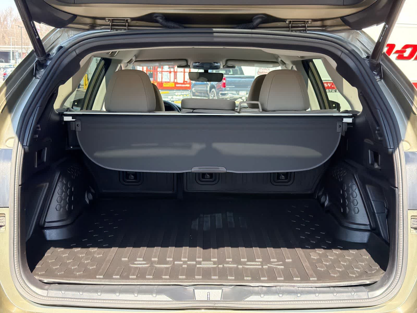 Thumbnail: 2023 Subaru Outback - 34