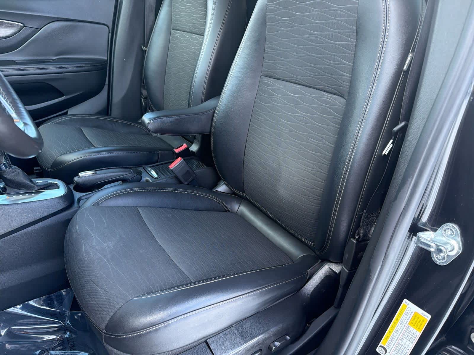 Thumbnail: 2016 Buick Encore - 17