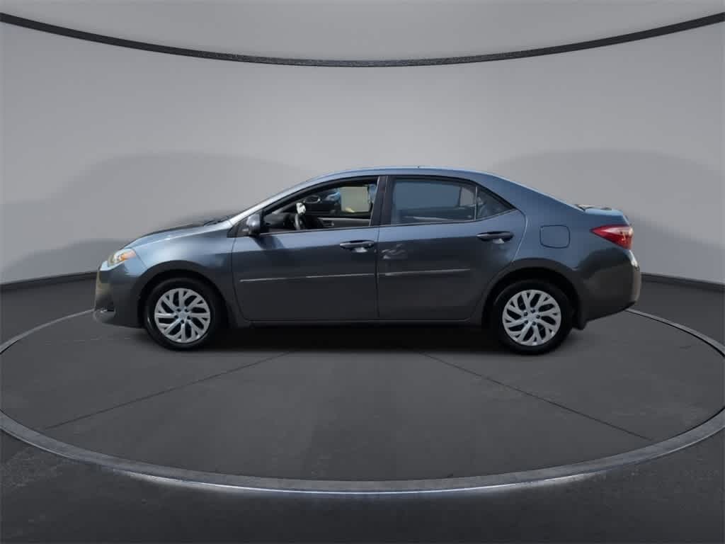 Thumbnail: 2017 Toyota Corolla - 5