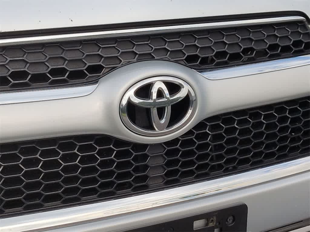 Thumbnail: 2011 Toyota RAV4 - 12