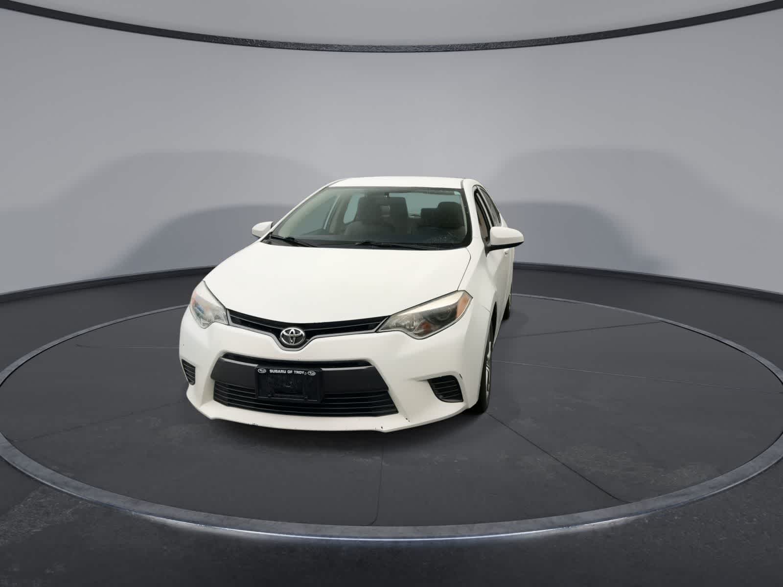 Thumbnail: 2015 Toyota Corolla - 3