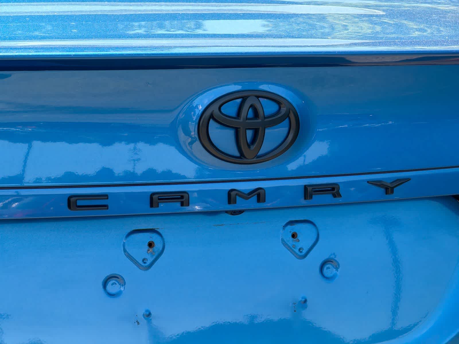 Thumbnail: 2020 Toyota Camry - 13