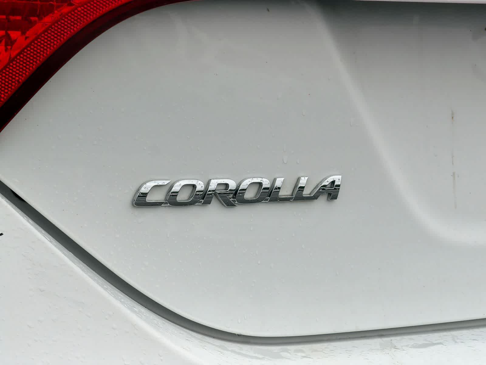Thumbnail: 2015 Toyota Corolla - 13