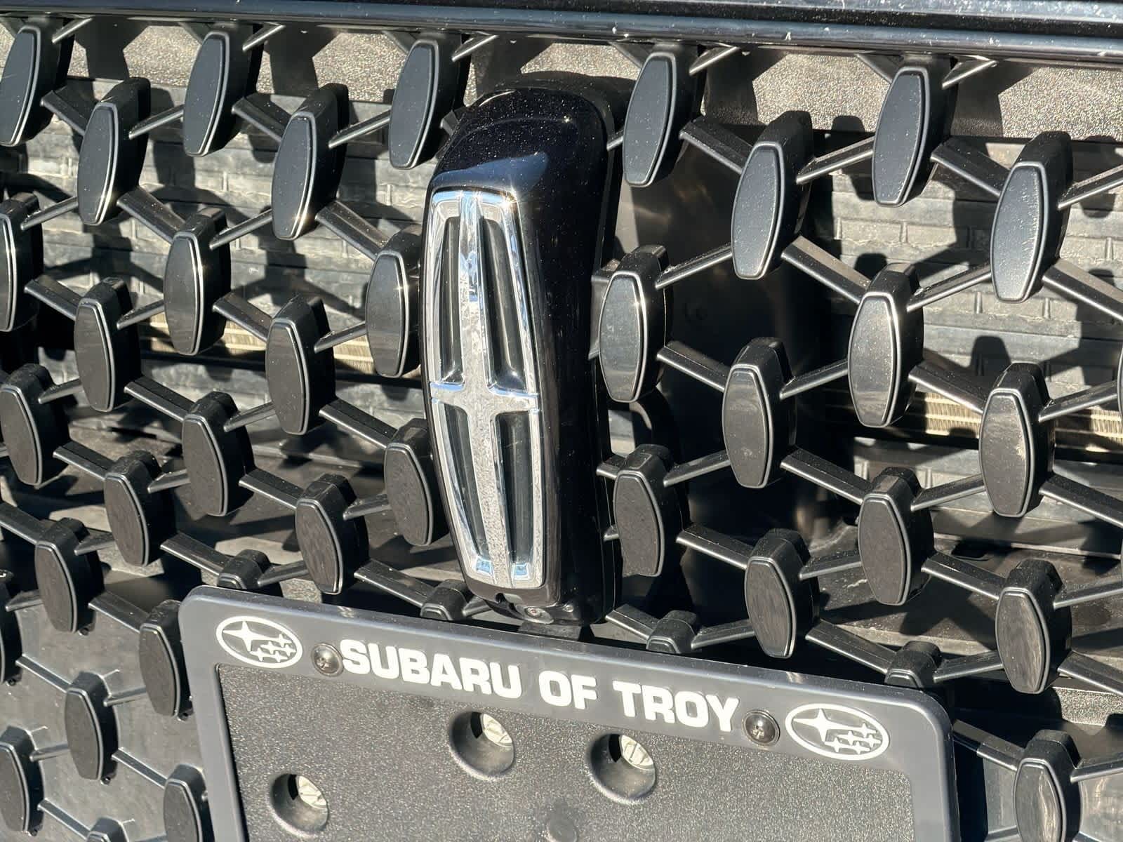 Thumbnail: 2023 Lincoln Corsair - 12